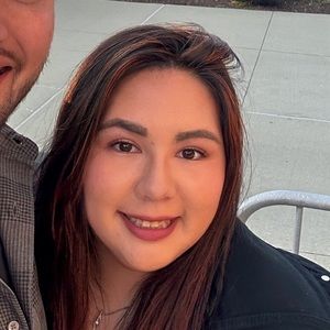 Meet your Posher, Daniela